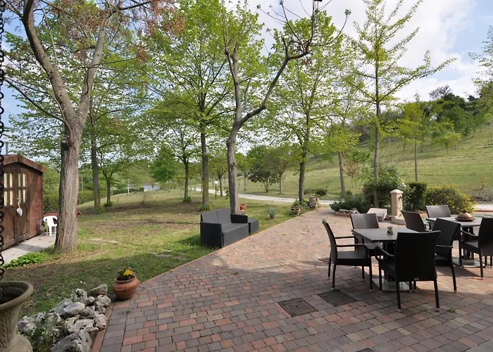 فندق مبيت وإفطار Antico Sentiero تشيزينا